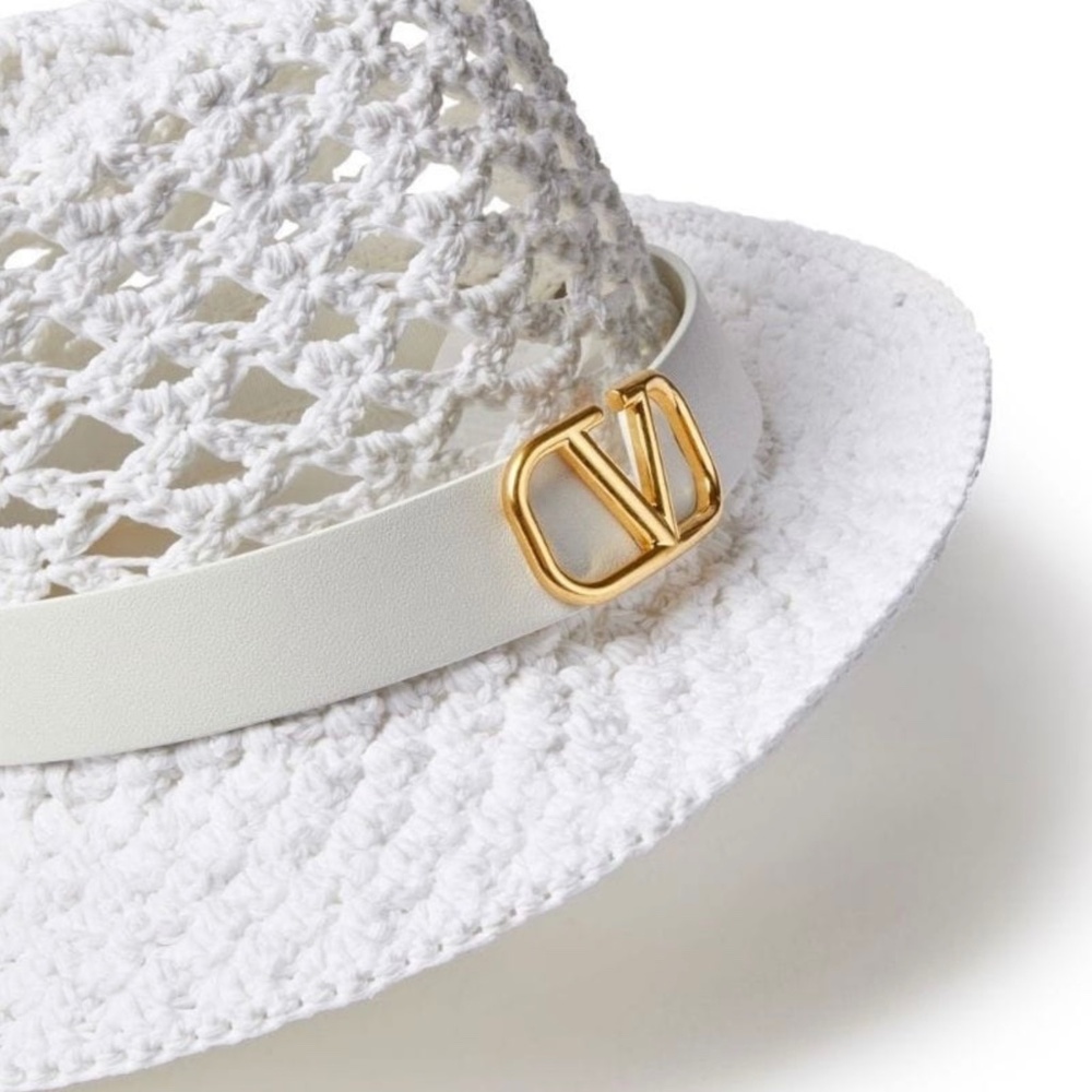 VALENTINO GARAVANI WHITE VLOGO CROCHET BEACH FEDORA/ NEW WITH TAGS!